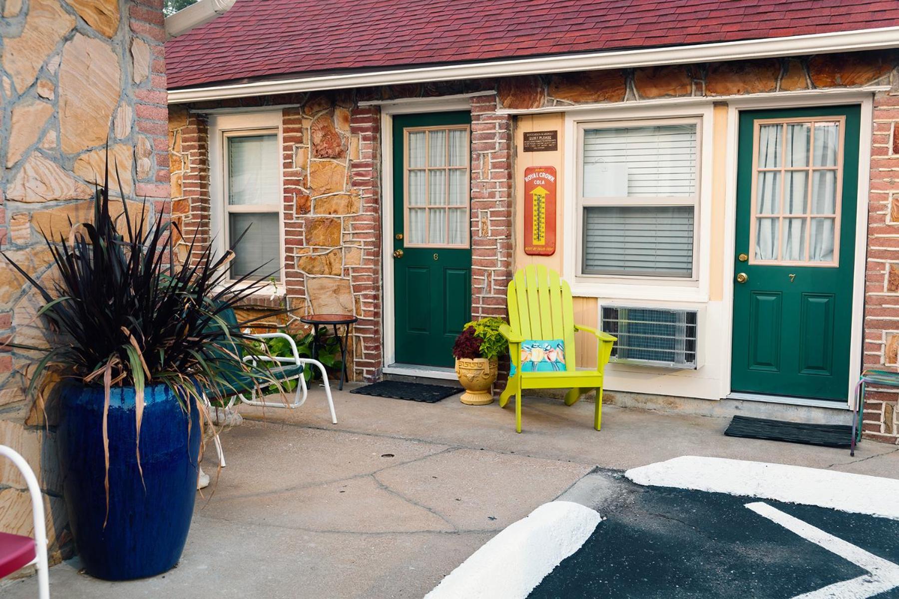 Rockwood Motor Court Motel