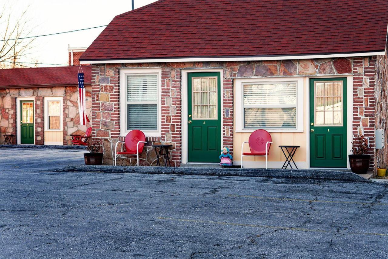Motel Rockwood Motor Court